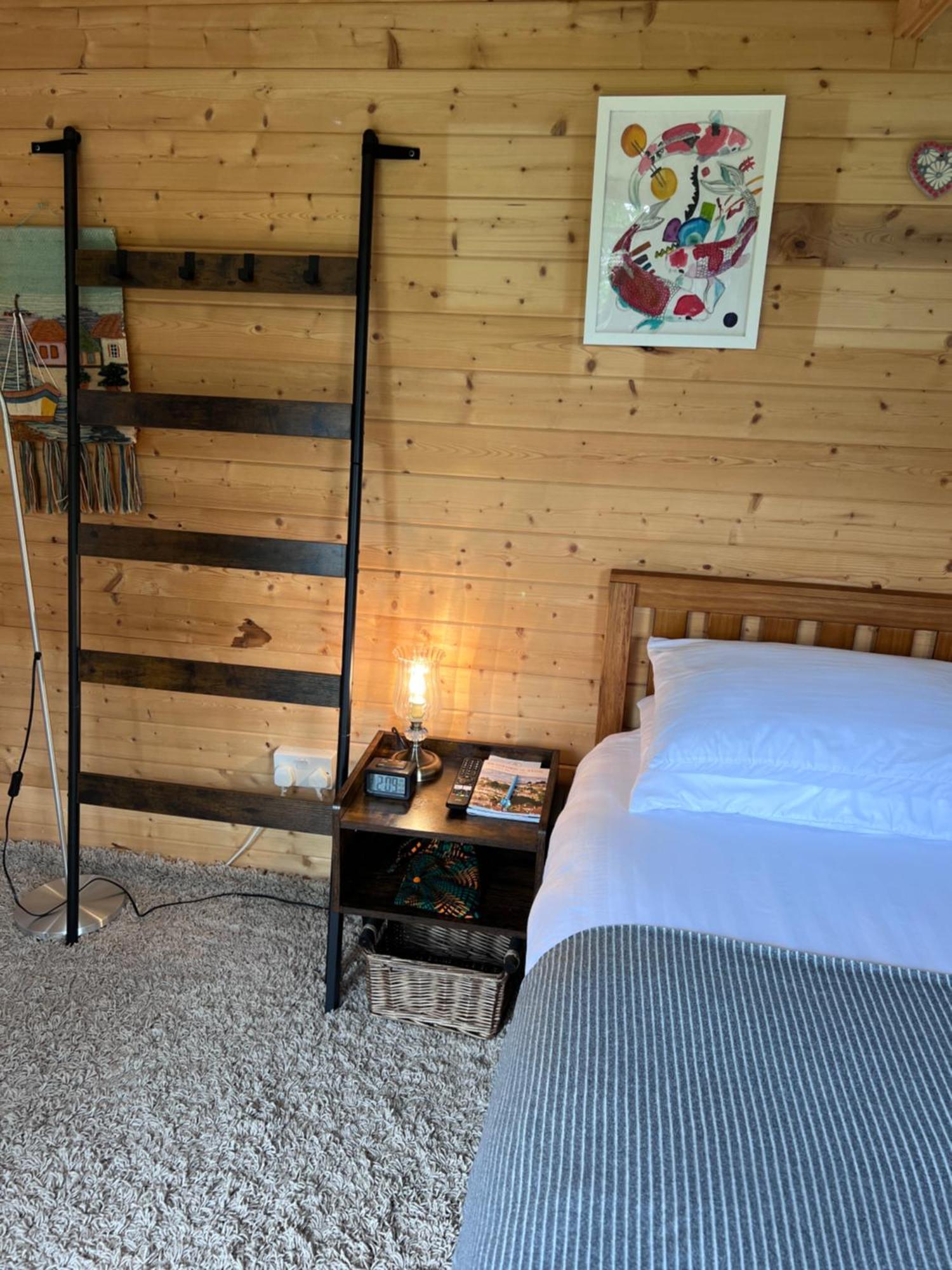 The Cabin Bradford-On-Avon Extérieur photo