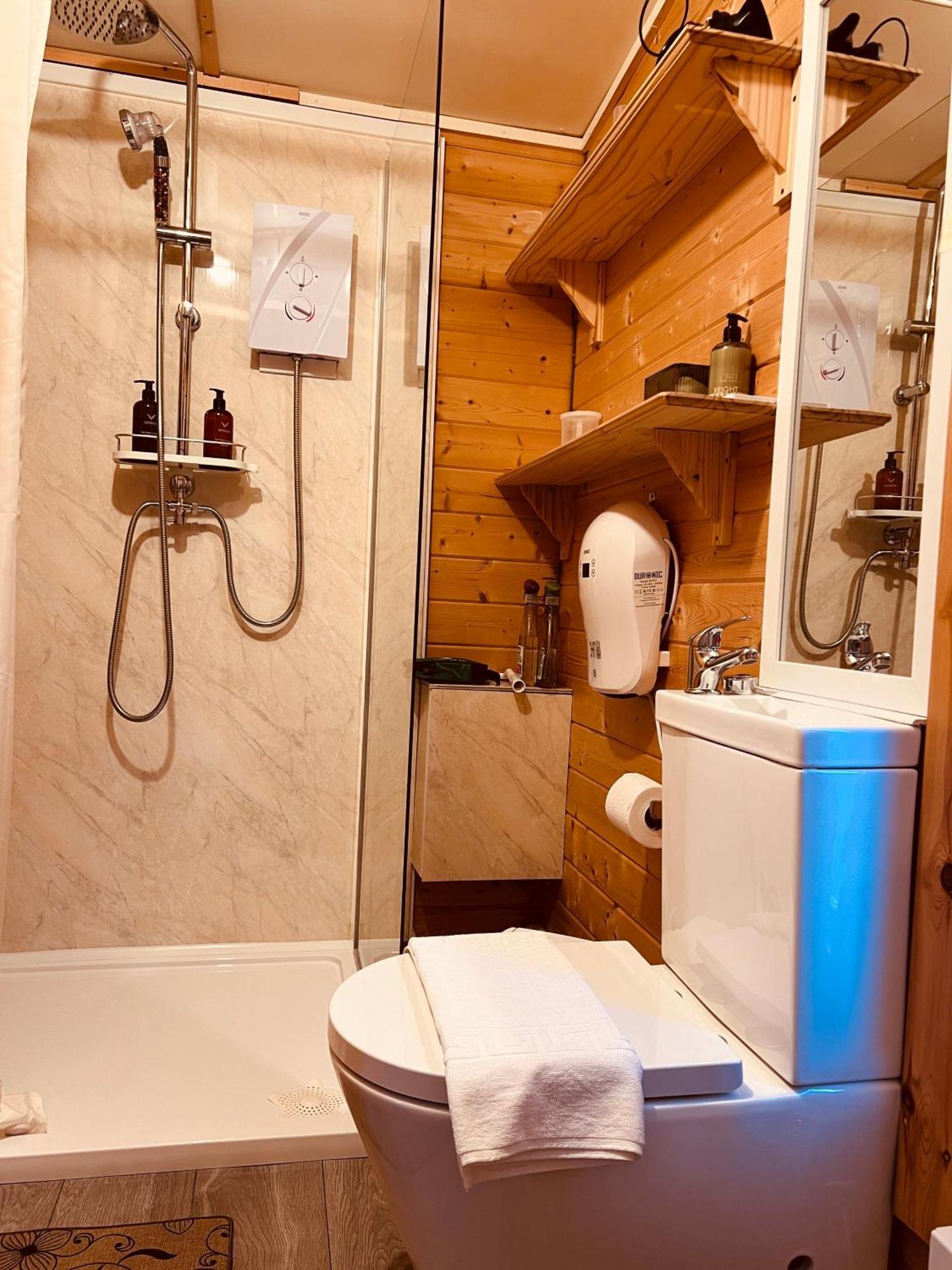 The Cabin Bradford-On-Avon Extérieur photo